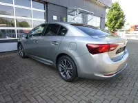 Gebraucht Toyota Avensis Edition-S 147 PS (108 kW) 2016 Grau Limousine