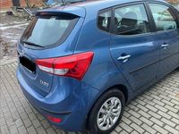 Gebraucht Hyundai ix20 Trend 90 PS (66 kW) 2016 Blau Kleinwagen