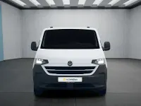 Second-hand VW Multivan 110 CP (80 kW) 2025 Alb Monovolum