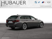 Gebraucht BMW 520 190 PS (139 kW) 2023 Grau Kombi