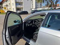 Używany VW Passat Exclusive 122 KM (89 kW) 2012 Srebrny Sedan/Limuzyna