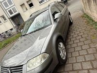 Second-hand VW Passat 116 CP (85 kW) 2004 Gri Break