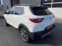 Gebraucht Kia Stonic 120 PS (88 kW) 2018 Weiß SUV