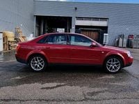 Gebraucht Audi A4 105 PS (77 kW) 2001 Rot Limousine