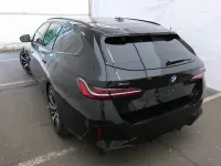 Gebraucht BMW 540 M Sport 303 PS (222 kW) 2025 Saphirschwarz Kombi