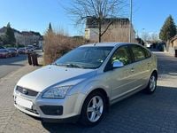 Gebraucht Ford Focus Ghia 101 PS (74 kW) 2006 Silber Kleinwagen