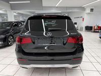 Gebraucht Mercedes GLC200 AMG line 211 PS (155 kW) 2019 Schwarz SUV