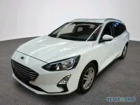 Gebraucht Ford Focus Cool & Connect 101 PS (74 kW) 2020 Frostweiß Kombi