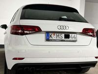 gebraucht Audi A3 Sportback s-Tronic Spoertsback