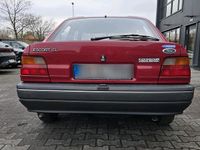 Gebraucht Ford Escort 75 PS (55 kW) 1992 Rot Kleinwagen