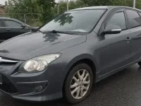 Gebraucht Hyundai i30 106 PS (77 kW) 2011 Grau Limousine