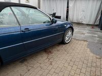 Gebraucht BMW 318 Cabriolet 150 PS (110 kW) 2005 Blau Cabrio