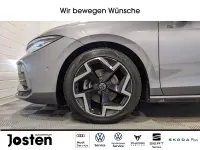 Usata VW Passat R-line 150 CV (110 kW) 2025 Grigio Station wagon