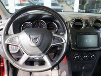 Gebraucht Dacia Sandero 95 PS (69 kW) 2020 Rot Limousine