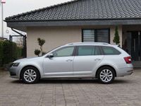 gebraucht Skoda Octavia Combi Style *Aut. / Teilleder / AHK*