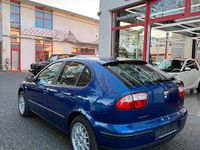 Second-hand Seat Leon 125 CP (91 kW) 2001 Albastru Hatchback