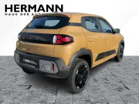 Usado Dacia Spring Extreme 47 kW (65 CV) 2024 Beige Utilitario
