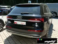 Używany Audi Q7 Ambiente 381 KM (280 kW) 2021 Czarny SUV