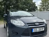 Gebraucht Ford Focus 101 PS (74 kW) 2013 Blau Limousine
