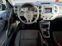 Gebraucht VW Tiguan Trendline 110 PS (80 kW) 2016 Grau metallic SUV