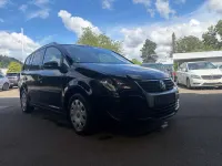 Gebraucht VW Touran Freestyle 105 PS (77 kW) 2009 Deep black perleffekt Van / Kleinbus