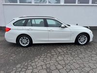 gebraucht BMW 320 i Touring Luxury LED Navi Leder Pano