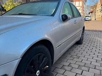 Gebraucht Mercedes C220 143 PS (105 kW) 2003 Silber Limousine