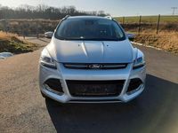 Usado Ford Kuga Titanium 179 HP (131 kW) 2015 Prateado SUV