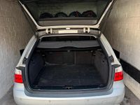 Gebraucht BMW 525 177 PS (130 kW) 2005 Silber Kombi