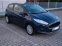 Gebraucht Ford Fiesta Trend 75 PS (55 kW) 2016 Blau Kleinwagen