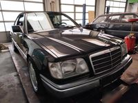 Gebraucht Mercedes E220 150 PS (110 kW) 1994 Schwarz Cabrio