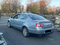 Second-hand VW Passat 140 CP (102 kW) 2006 Gri Berlinǎ