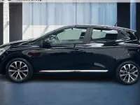 Używany Renault Clio V Zen 91 KM (66 kW) 2023 Czarny Sedan/Limuzyna