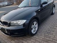 Gebraucht BMW 116 122 PS (89 kW) 2008 Schwarz Kleinwagen