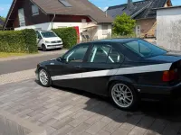 Gebraucht BMW 325 192 PS (141 kW) 1991 Schwarz Limousine