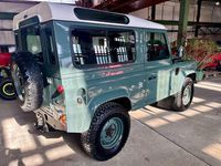 Gebraucht Land Rover Defender 177 PS (130 kW) 2009 Grün Kombi