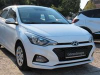 gebraucht Hyundai i20 1.0 T-GDI 74kW DCT YES!*SHZ-NAVI-PDC*