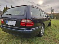 Brugt Mercedes E240 Elegance 170 HK (125 kW) 2002 Blå Stationcar