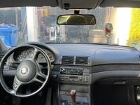 Gebraucht BMW 318 143 PS (105 kW) 2005 Schwarz Kombi
