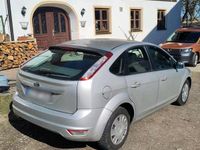 Gebraucht Ford Focus 100 PS (73 kW) 2008 Silber Kleinwagen