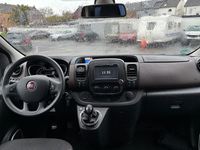 Gebraucht Fiat Talento Family 125 PS (91 kW) 2017 Blau Van / Kleinbus