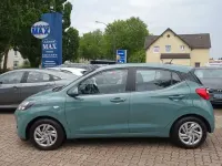 Gebraucht Hyundai i10 Select 67 PS (49 kW) 2022 Andere Kleinwagen