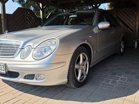 Gebraucht Mercedes E220 Classic 150 PS (110 kW) 2003 Silber Limousine