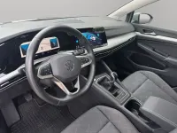 Gebraucht VW Golf VIII Life 110 PS (80 kW) 2024 Grau Limousine