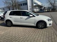Gebraucht VW Golf VII Allstar 150 PS (110 kW) 2016 Pure white Kleinwagen