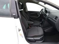 Gebraucht VW Polo Sound 75 PS (55 kW) 2017 Weiß Kleinwagen