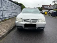 Gebraucht VW Bora Basis 101 PS (74 kW) 1999 Grau Limousine