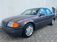 Gebraucht Mercedes C180 Classic 122 PS (89 kW) 1994 Braun Limousine