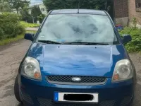 Gebraucht Ford Fiesta 69 PS (50 kW) 2008 Blau Kleinwagen