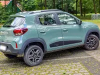 Gebraucht Dacia Spring Essentiel 33 kW (45 PS) 2023 Grün Kleinwagen